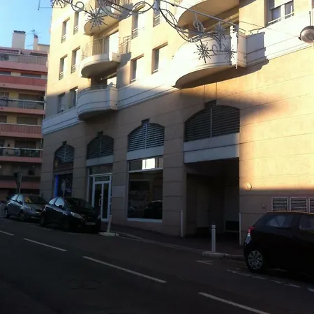 Joli 2 Pieces Appartement *